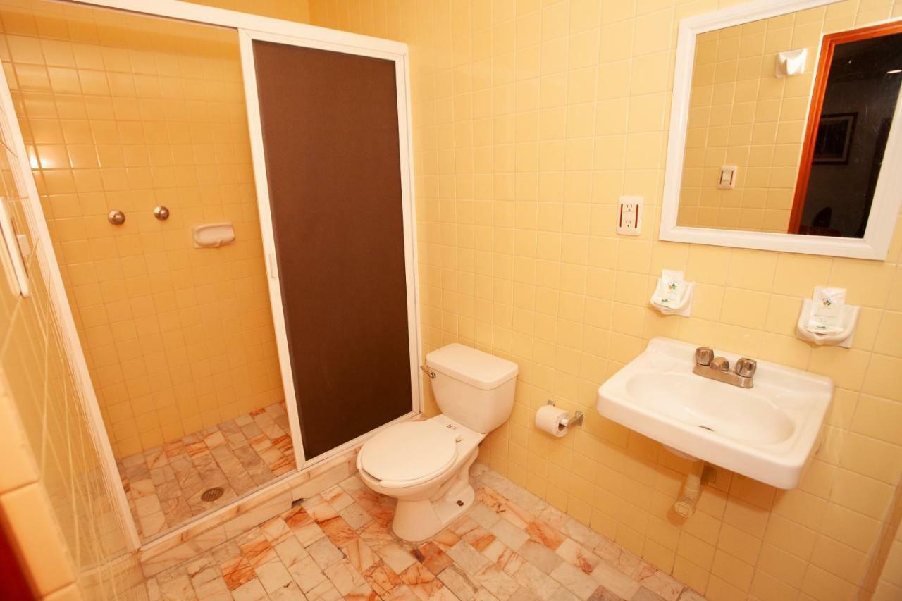 Hotel Tres Colonias - Solo Adultos مدينة مكسيكو المظهر الخارجي الصورة