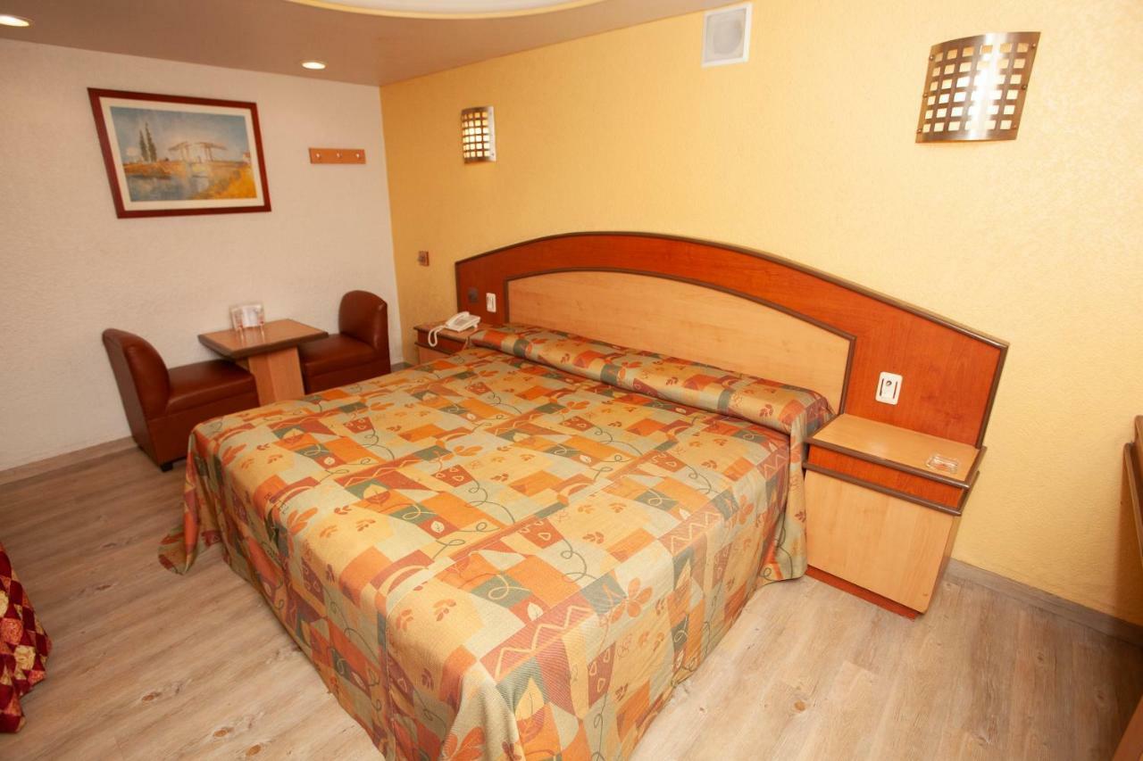 Hotel Tres Colonias - Solo Adultos مدينة مكسيكو المظهر الخارجي الصورة